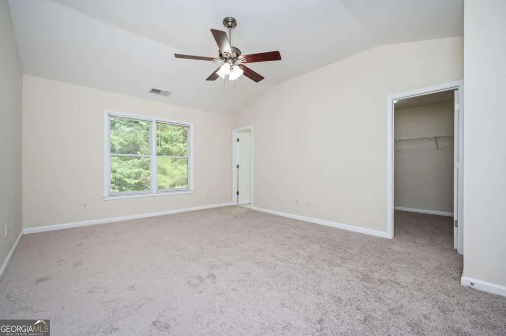100 Red Barn LN Acworth, GA 30102