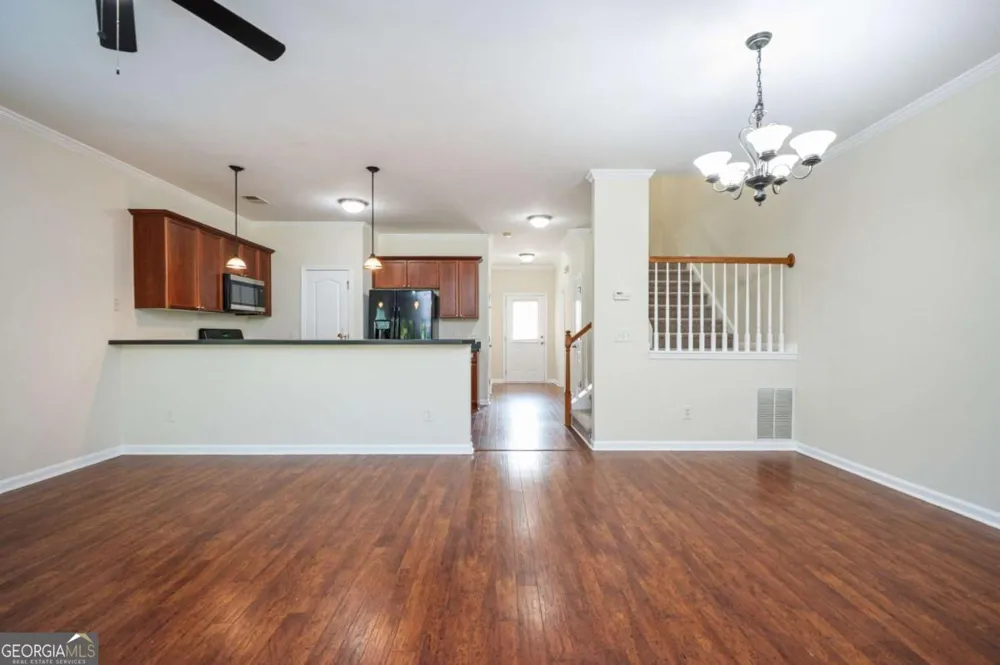 100 Red Barn LN Acworth, GA 30102
