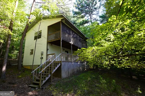 732 Honeysuckle DR
