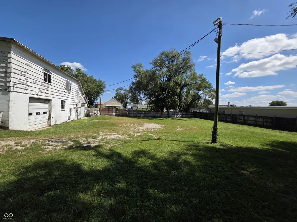 312 S Mapleton Street Columbus, IN 47201