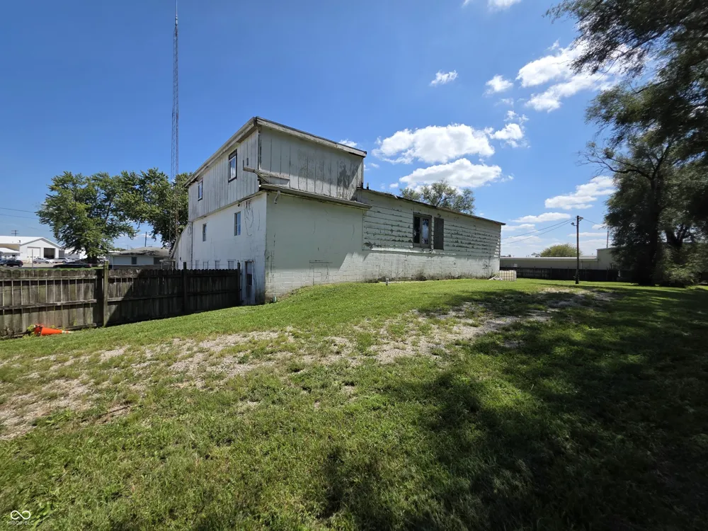 312 S Mapleton Street Columbus, IN 47201