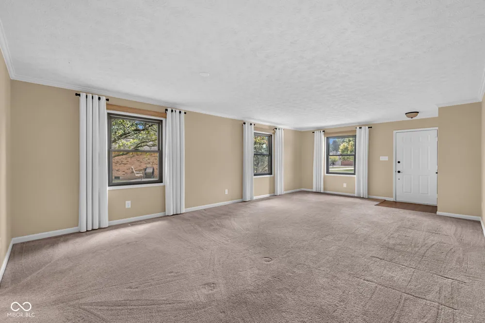 640 Eagle Crest Drive #13 Brownsburg, IN 46112