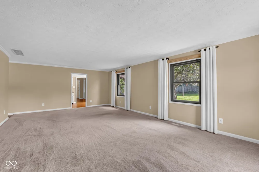 640 Eagle Crest Drive #13 Brownsburg, IN 46112
