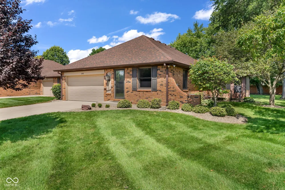 640 Eagle Crest Drive #13 Brownsburg, IN 46112