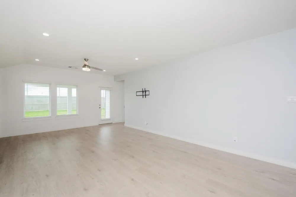 1035 Vista Pointe Drive Fresno, TX 77545