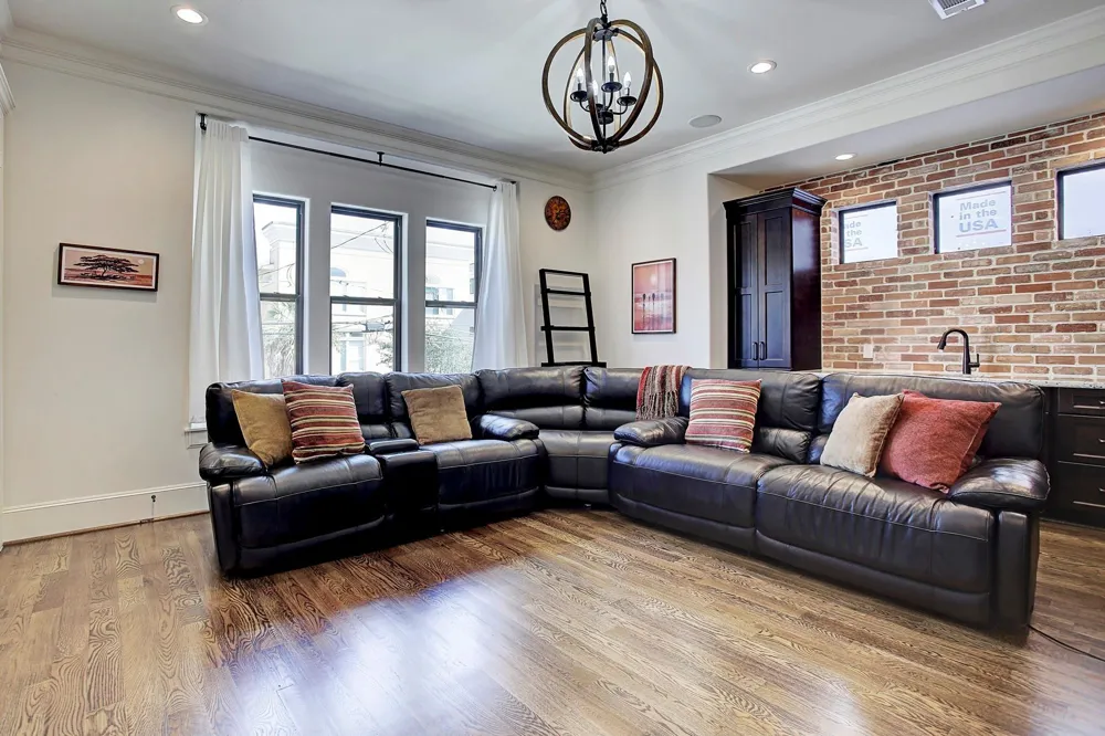 215 Malone Street Houston, TX 77007