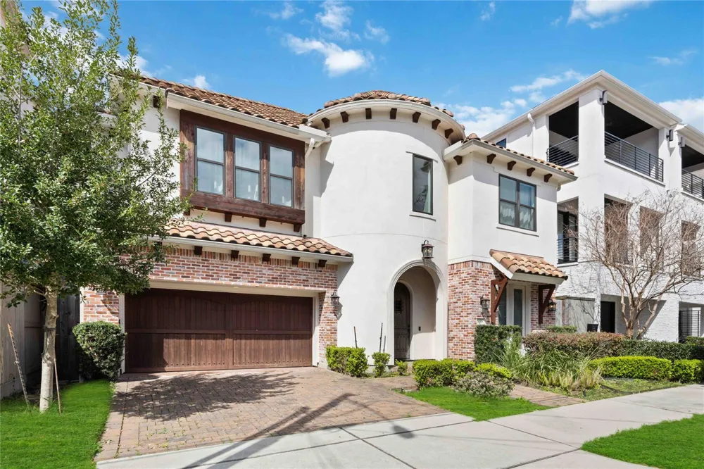 215 Malone Street Houston, TX 77007