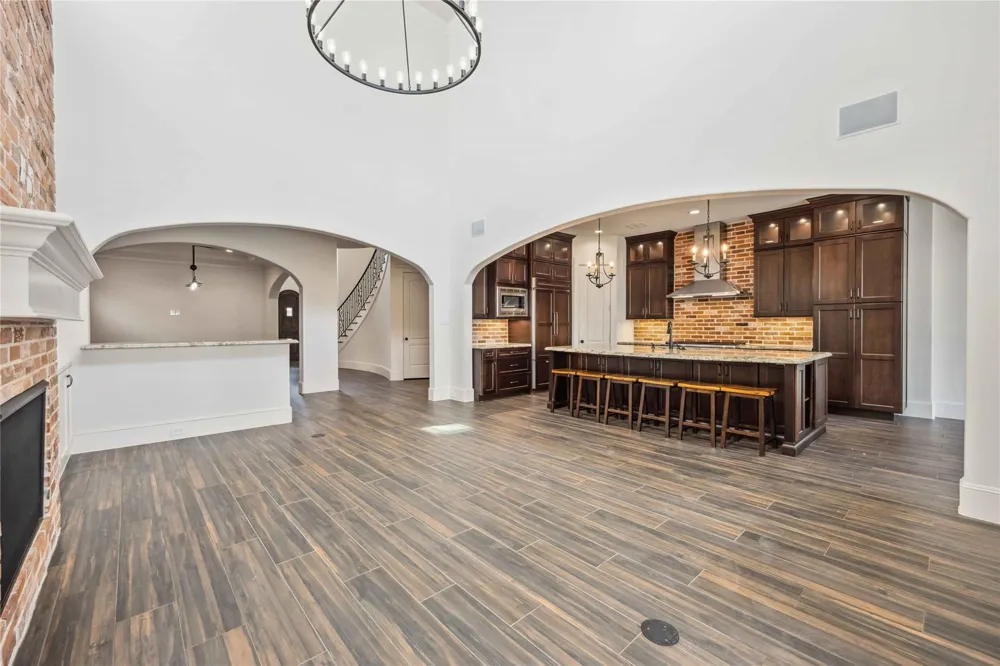 215 Malone Street Houston, TX 77007