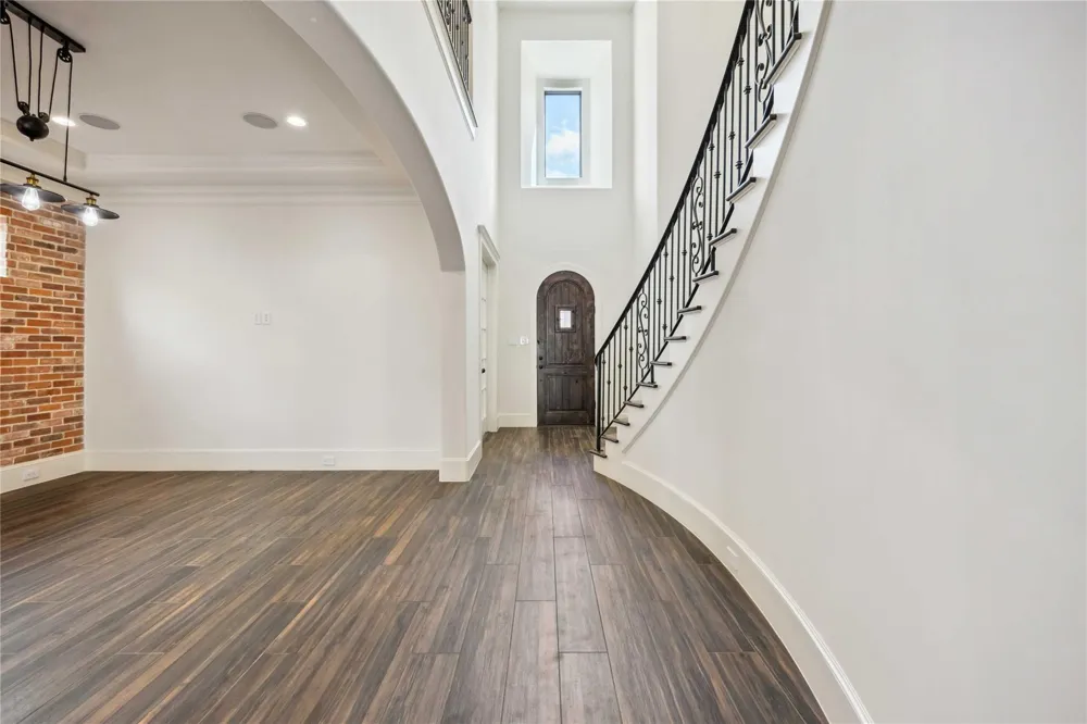 215 Malone Street Houston, TX 77007