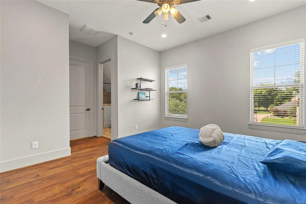2419 Parrot Shell Lane Richmond, TX 77406
