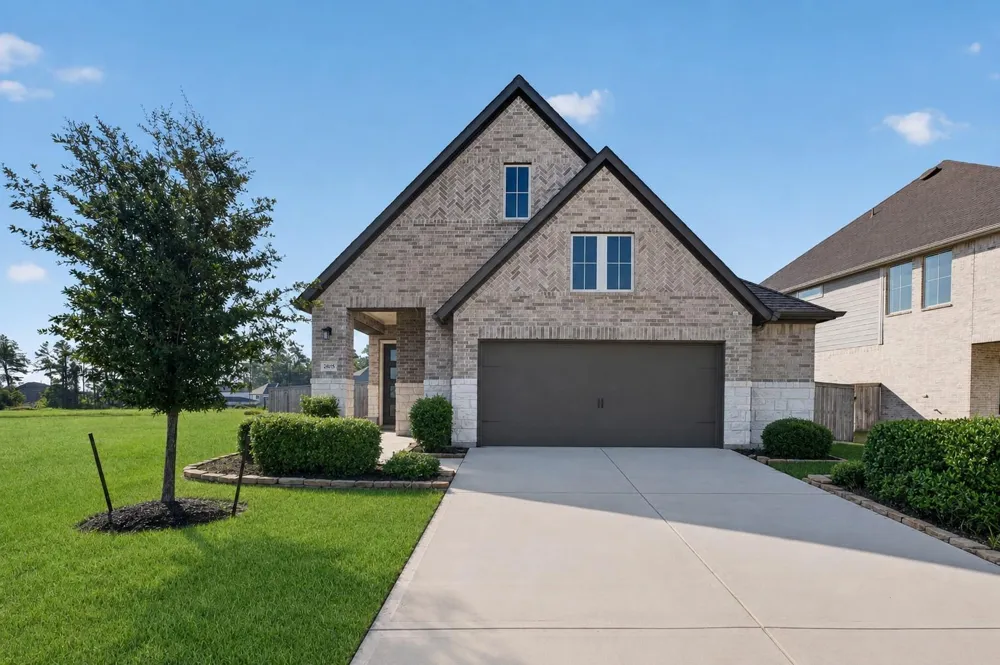 24638 Carleton Lake Lane Tomball, TX 77375