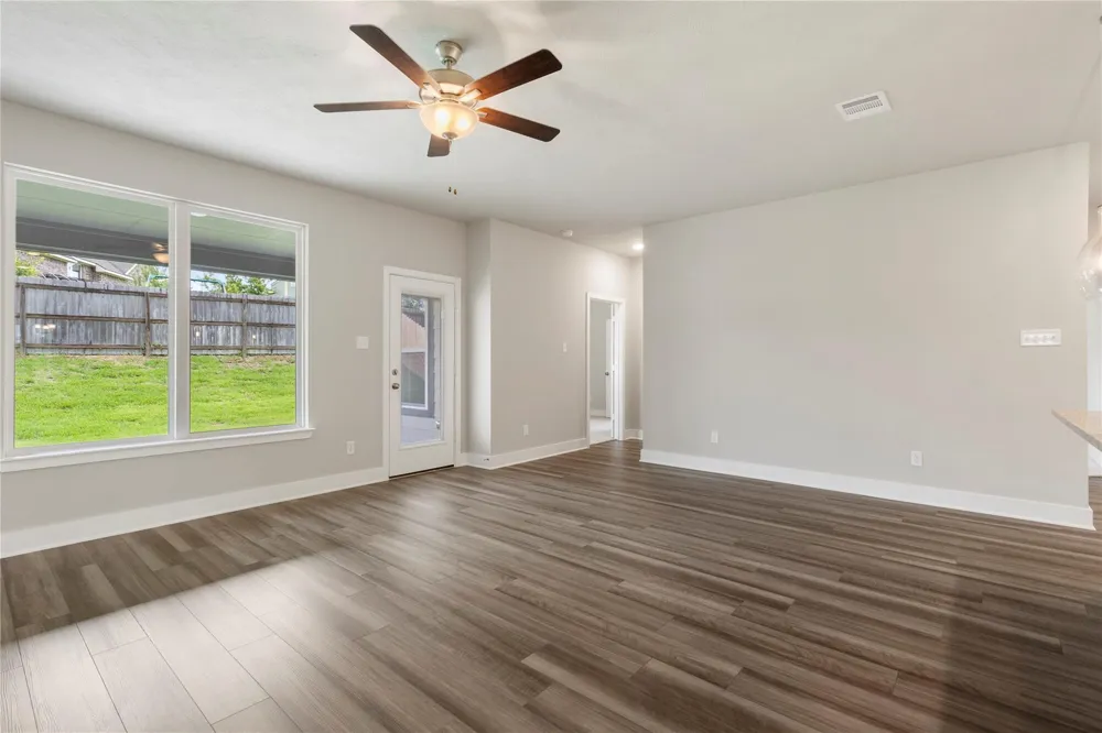 2071 Winepress Road Brenham, TX 77833