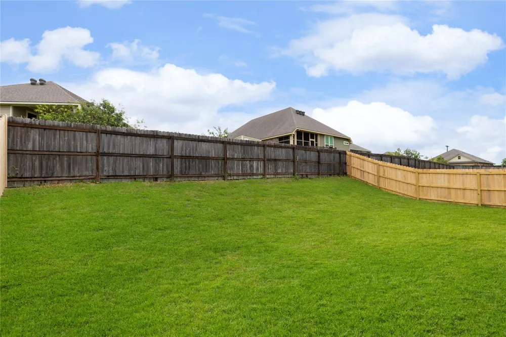 2071 Winepress Road Brenham, TX 77833