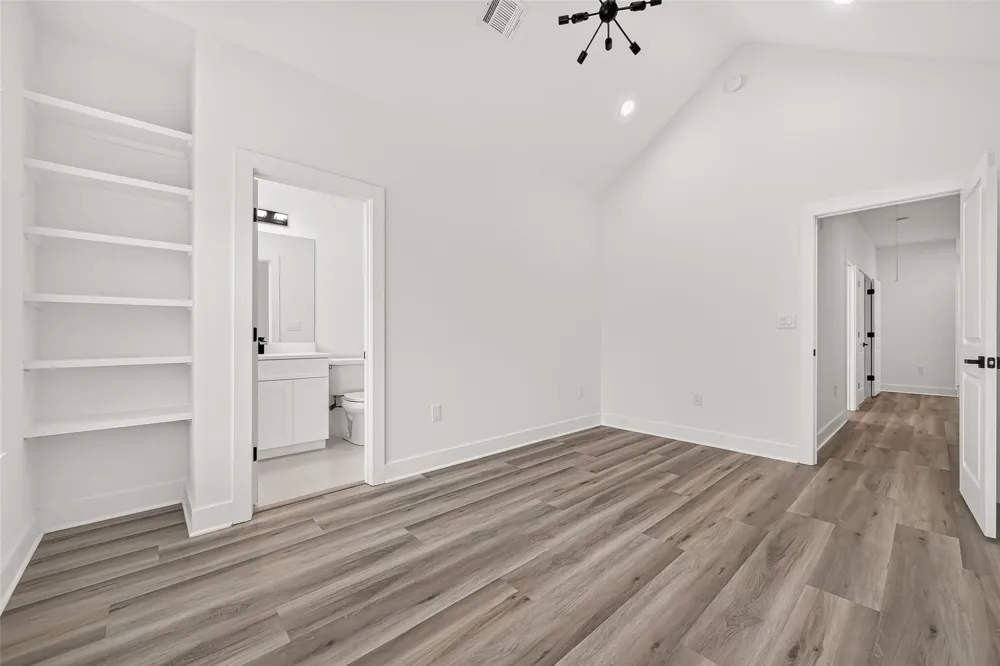 6723 Burkett Street Houston, TX 77021
