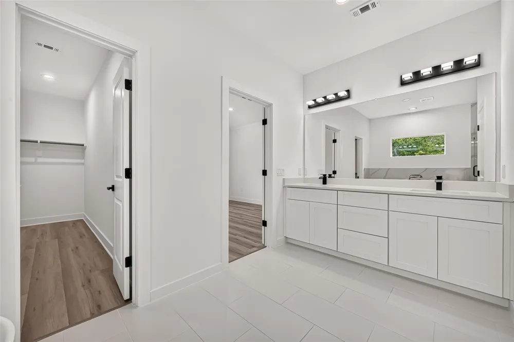 6723 Burkett Street Houston, TX 77021