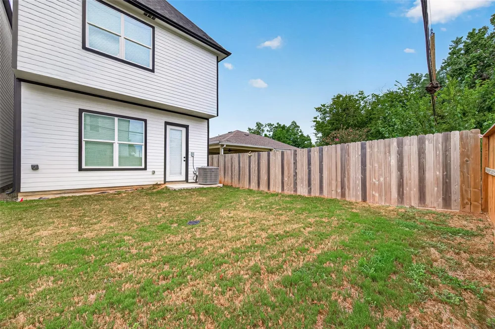 6723 Burkett Street Houston, TX 77021