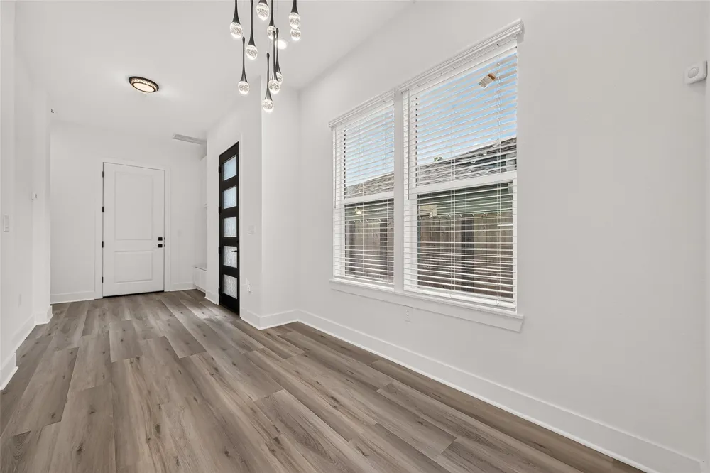 6723 Burkett Street Houston, TX 77021