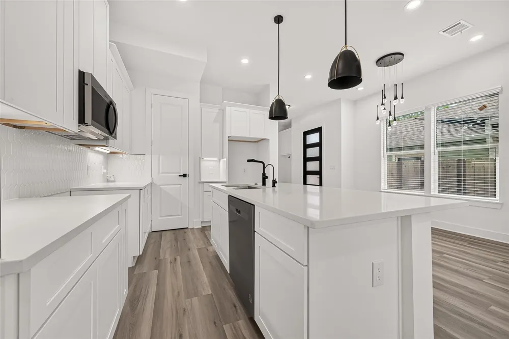6723 Burkett Street Houston, TX 77021