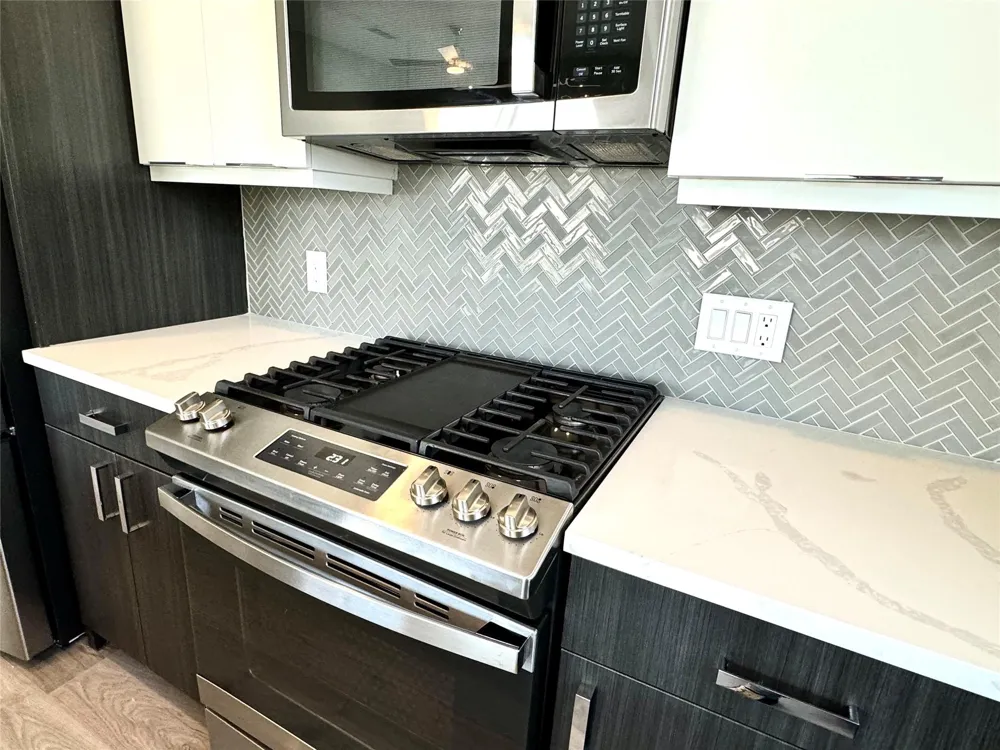401 W 25th Street #1423 Houston, TX 77008