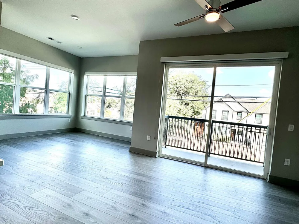 401 W 25th Street #1423 Houston, TX 77008