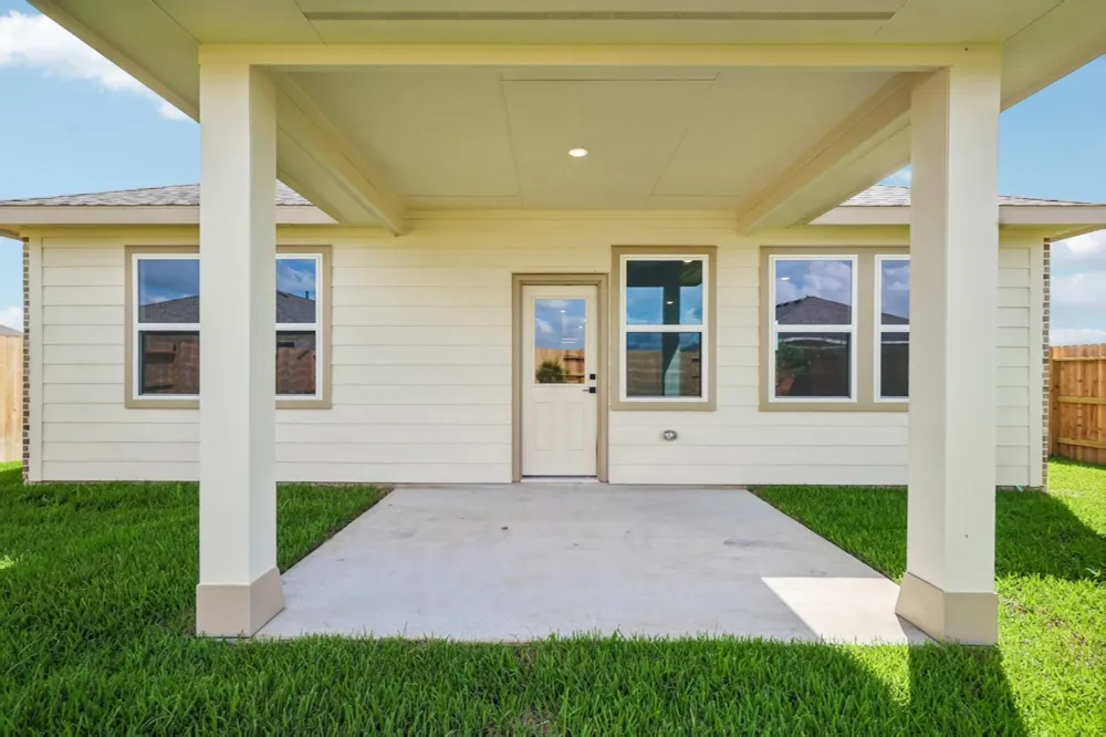 567 Day Station Drive Dayton, TX 77535