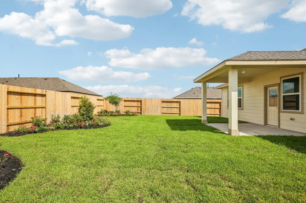 567 Day Station Drive Dayton, TX 77535