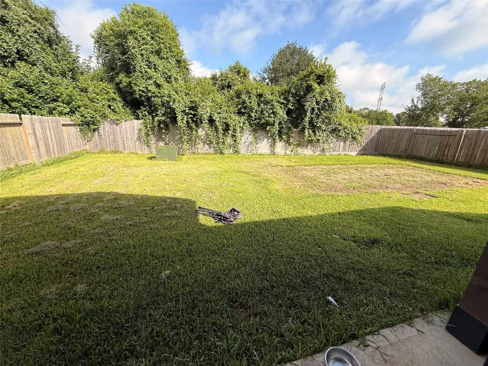 23609 Zinfandel Drive Alvin, TX 77511