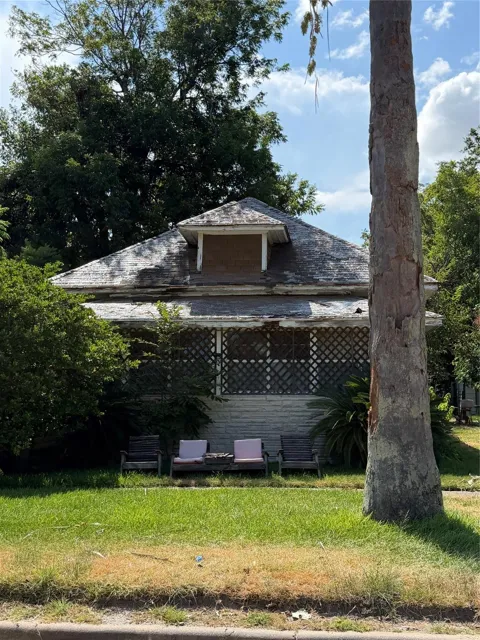 515 4th Street