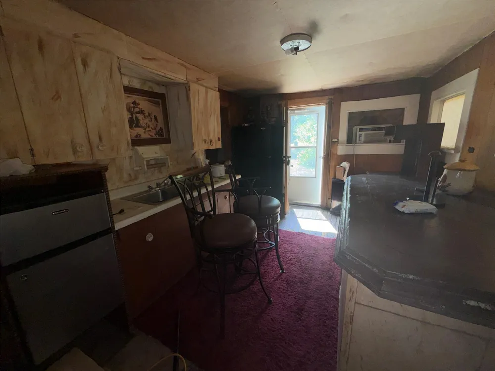 515 4th Street Texas City, TX 77590
