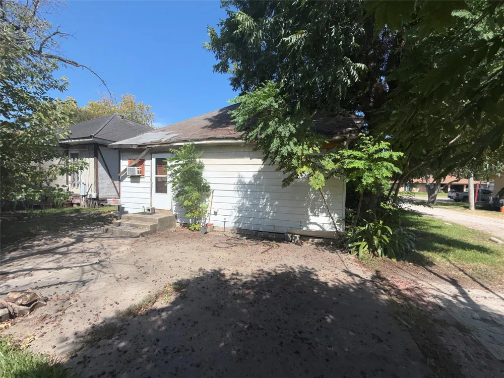 515 4th Street Texas City, TX 77590