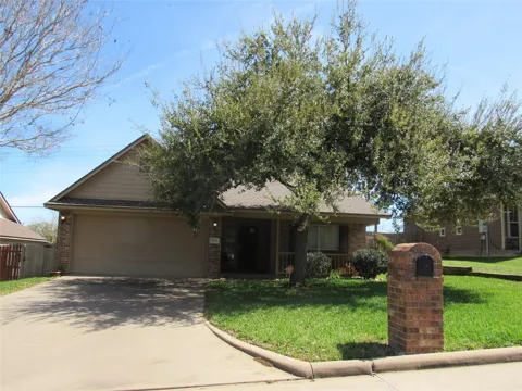 2411 Cheyenne Drive