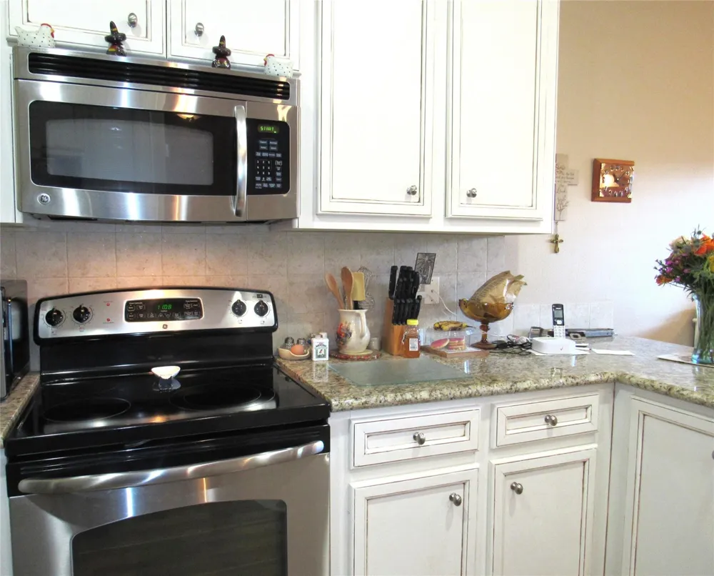 2411 Cheyenne Drive Brenham, TX 77833