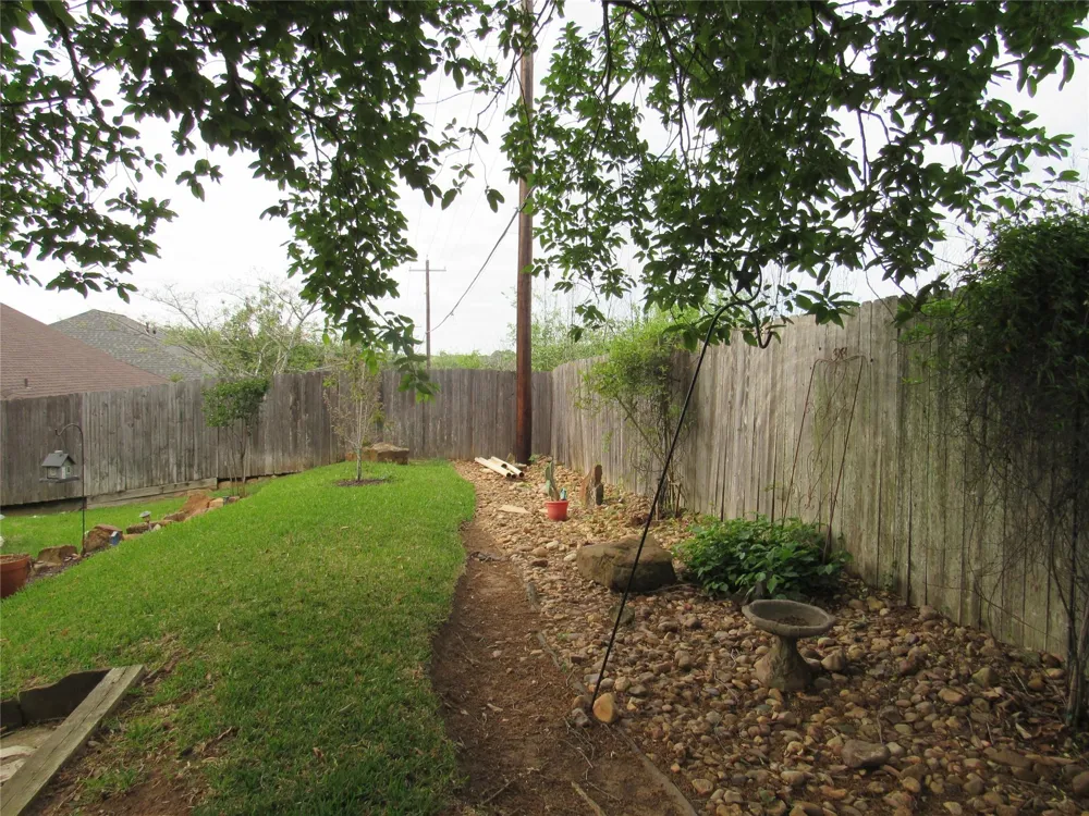 2411 Cheyenne Drive Brenham, TX 77833