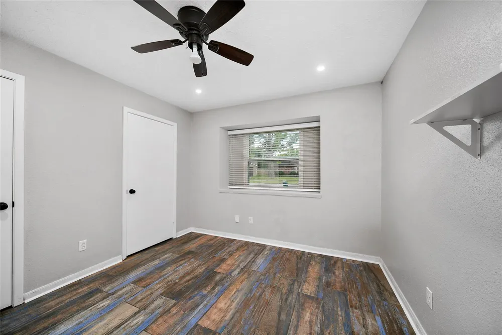 2907 Heritage House Drive Webster, TX 77598