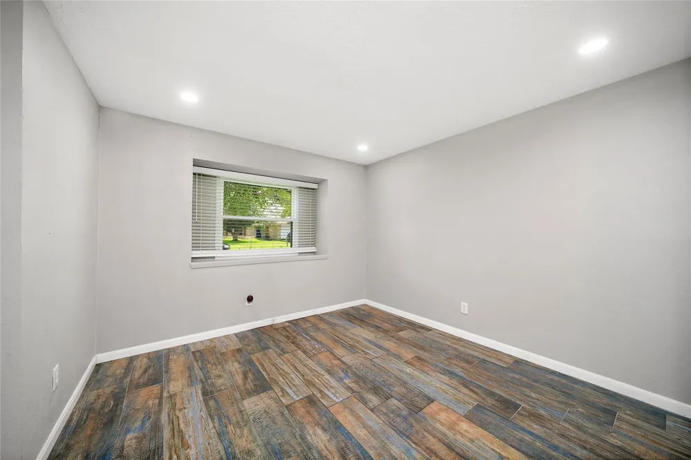 2907 Heritage House Drive Webster, TX 77598
