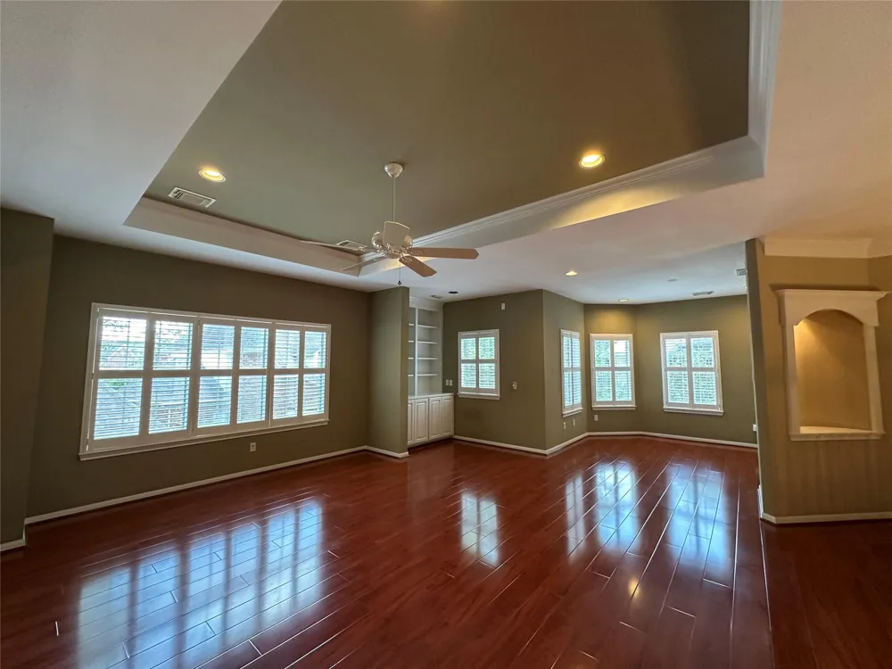 17 Ambleside Crescent Drive Sugar Land, TX 77479