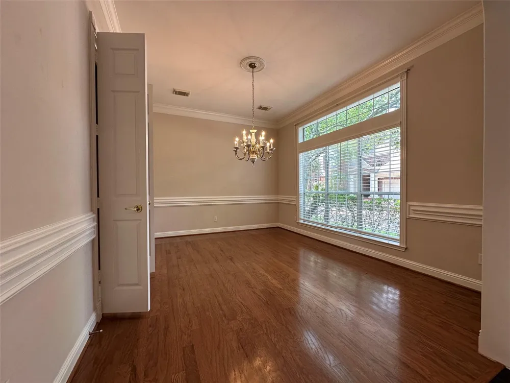 17 Ambleside Crescent Drive Sugar Land, TX 77479