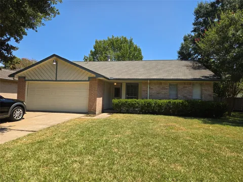 2515 Maple Tree