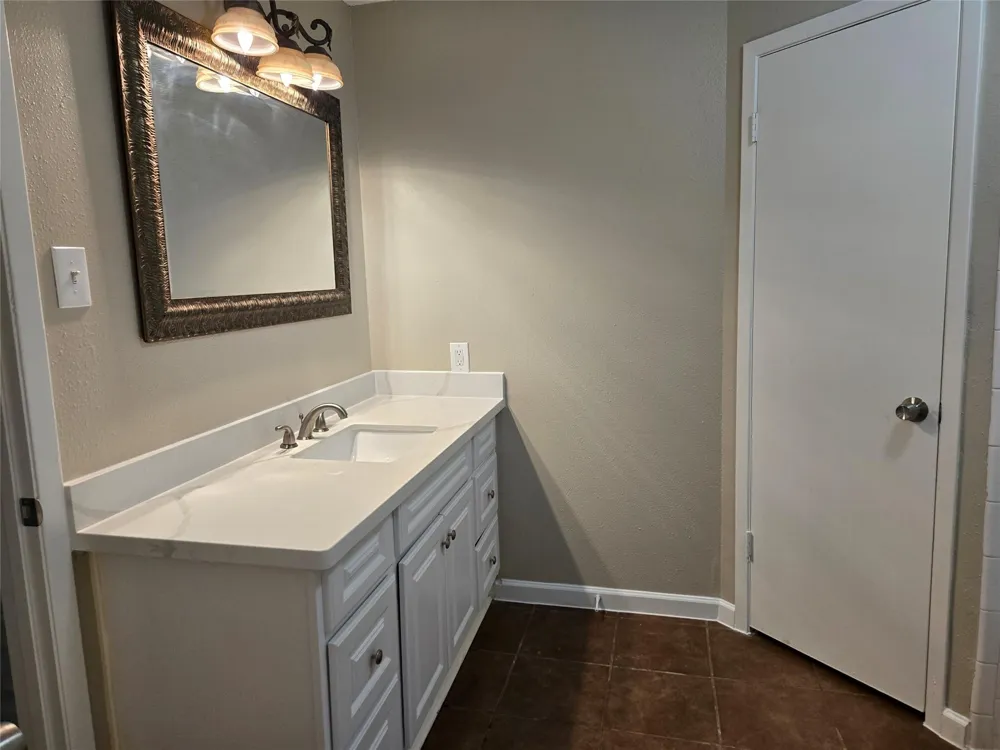 2515 Maple Tree Stafford, TX 77477