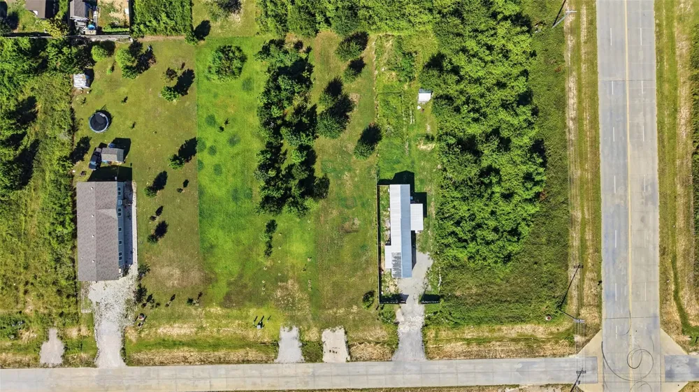 487 Road 5607 Cleveland, TX 77327