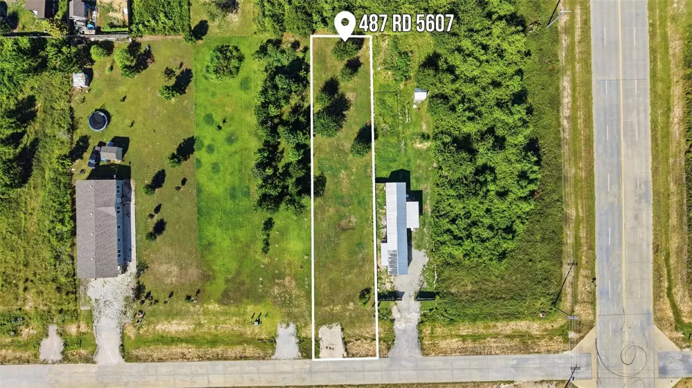 487 Road 5607 Cleveland, TX 77327