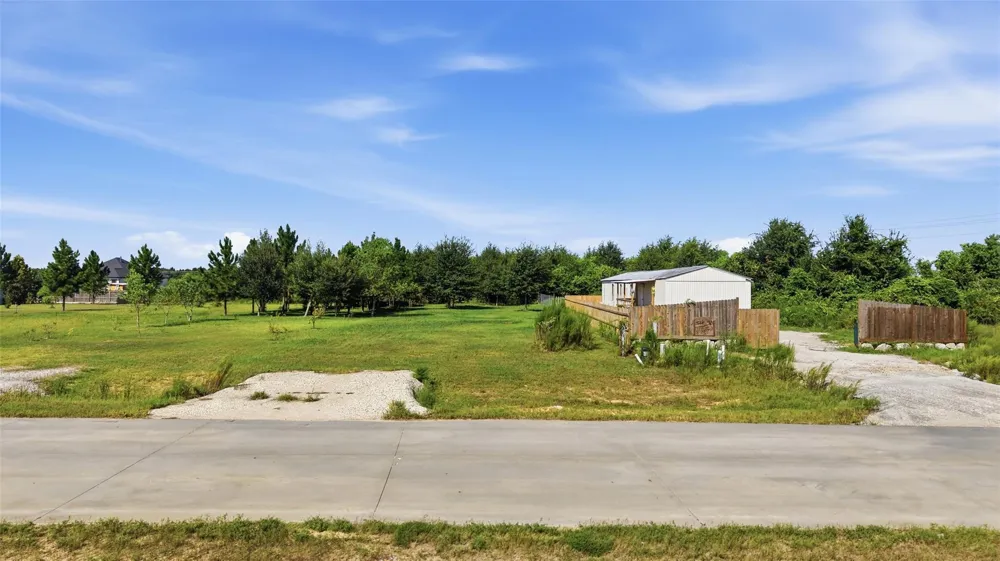 487 Road 5607 Cleveland, TX 77327