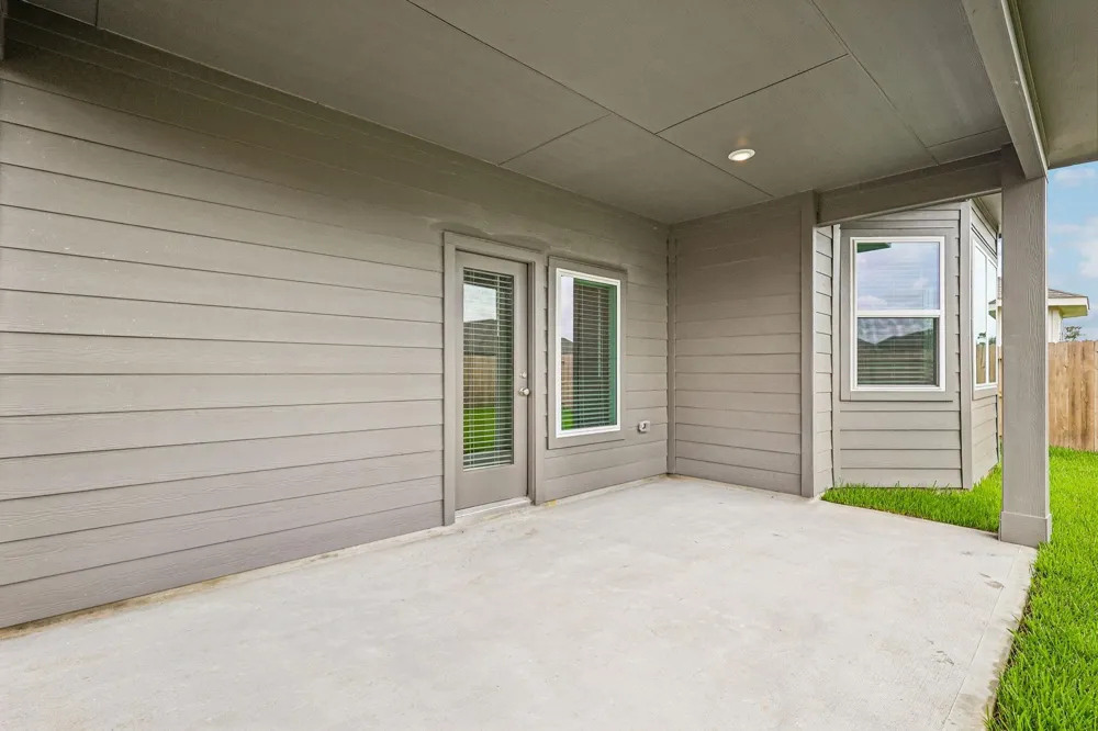 17215 Remington Meadows Street Waller, TX 77484
