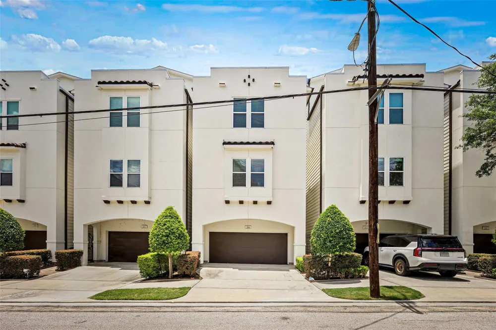 719 Leverkuhn Street Houston, TX 77007