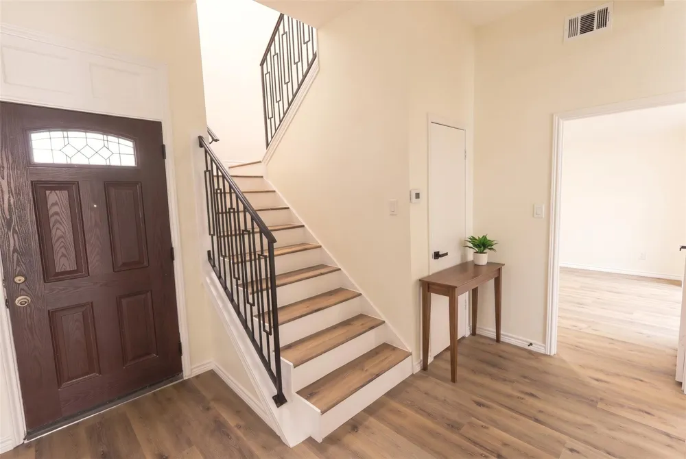9423 Denbury Way Houston, TX 77025