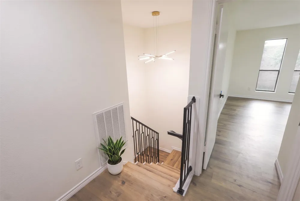 9423 Denbury Way Houston, TX 77025