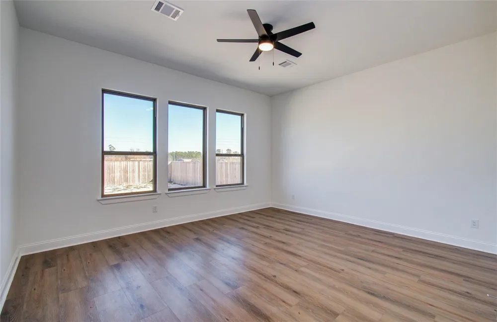 1248 Road 5802 Cleveland, TX 77327