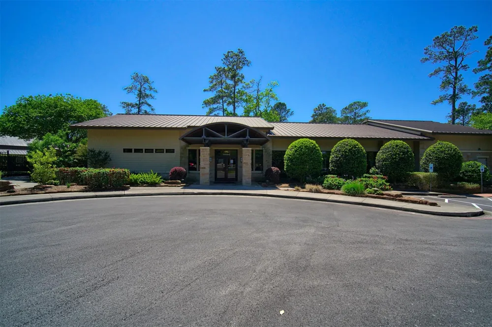 3817 Robin Drive Montgomery, TX 77356