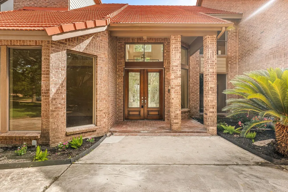 13806 Wilde Forest Court Sugar Land, TX 77498