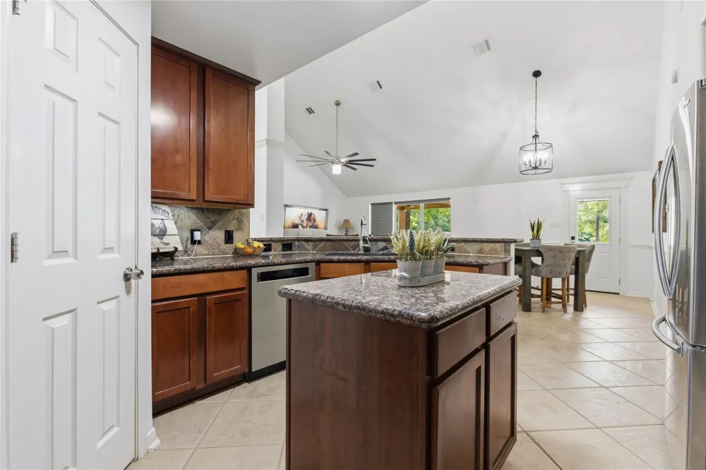 203 Mapleleaf Street Magnolia, TX 77354